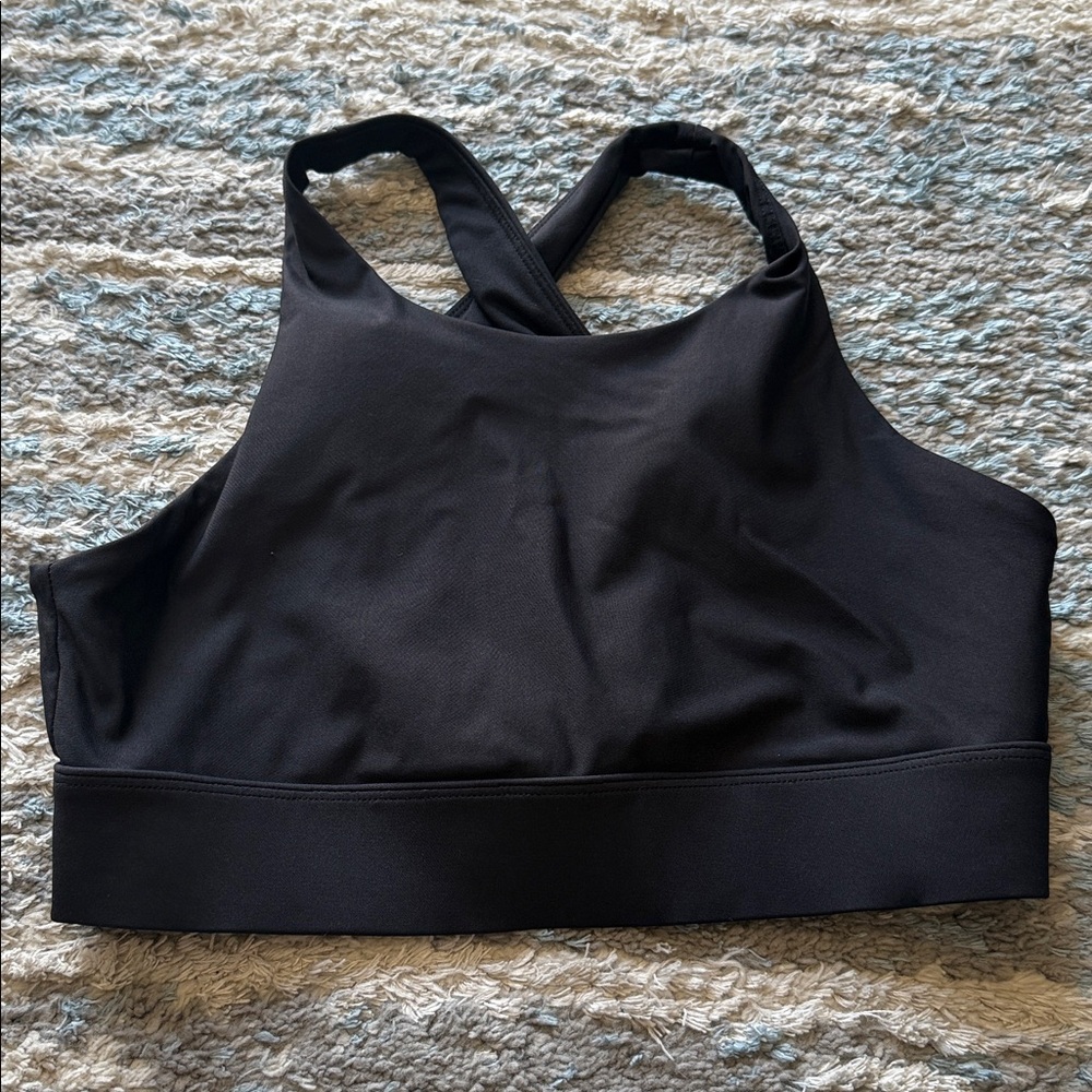 Fabletics- Black Cross-Back Sports Bra